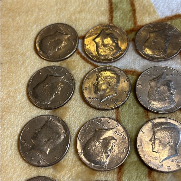 Large Estate Sale Kennedy Half Dollar Coin Collection - Picture 8 of 11